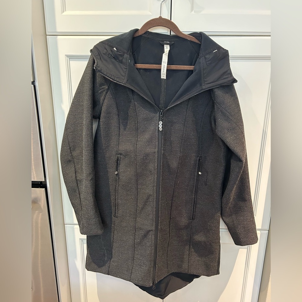 Women's Lululemon Athletica Black & Grey Hooded Jacket Size 12